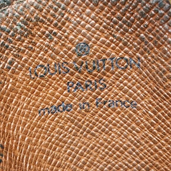 Louis Vuitton Monogram Round Coin Purse, Authentic - Picture 8 of 8